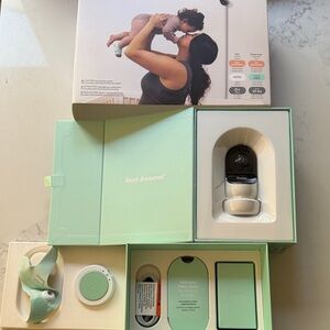 New Owlet Baby Monitor Dream Duo + sock Mint